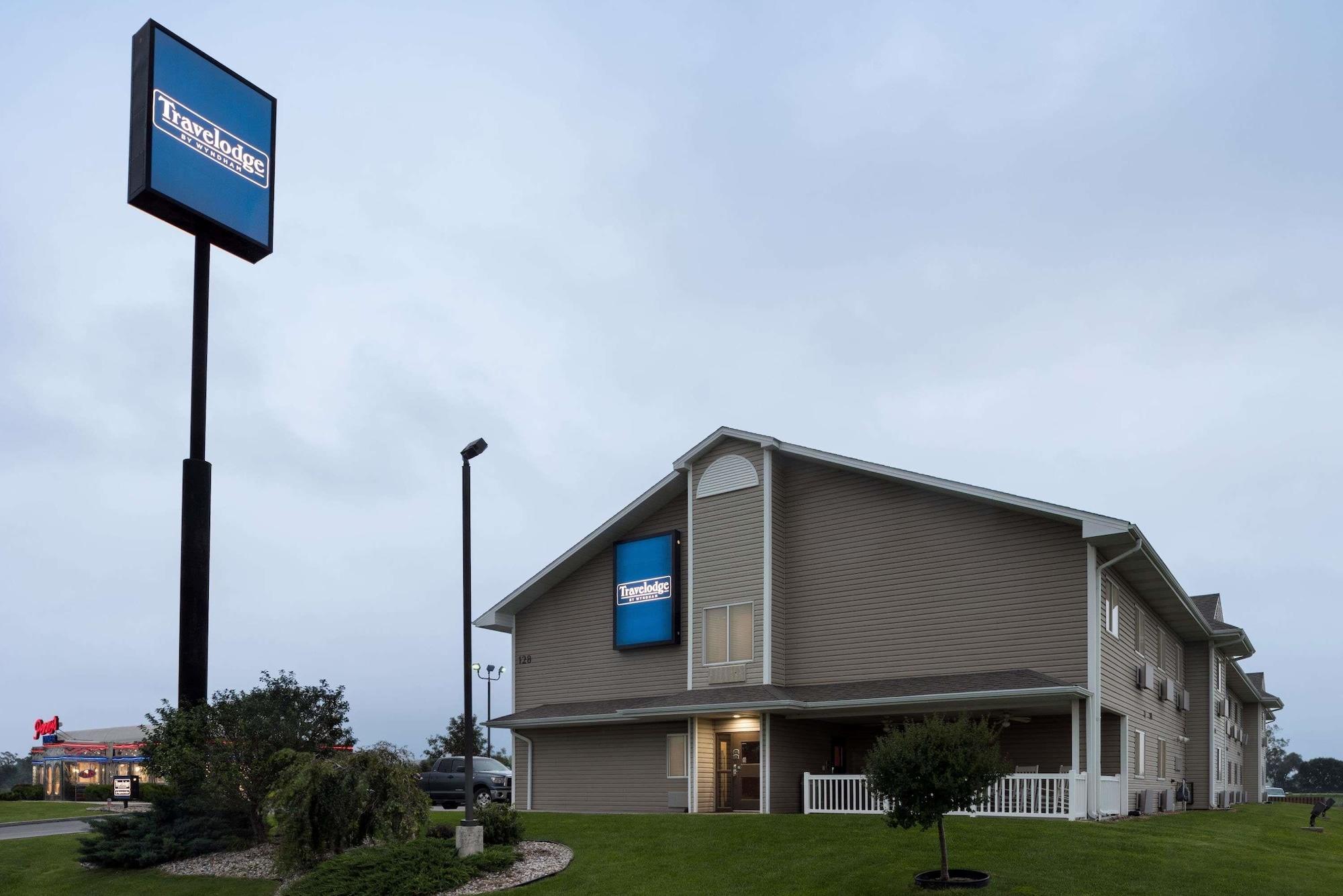 Travelodge By Wyndham Missouri Valley Exterior photo