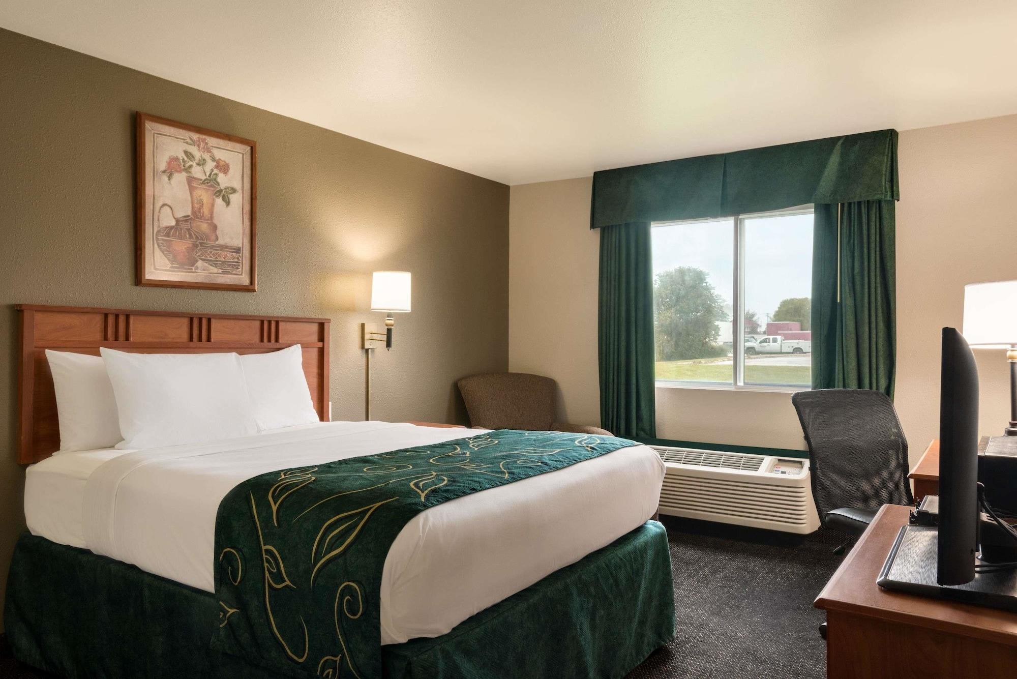 Travelodge By Wyndham Missouri Valley Exterior photo