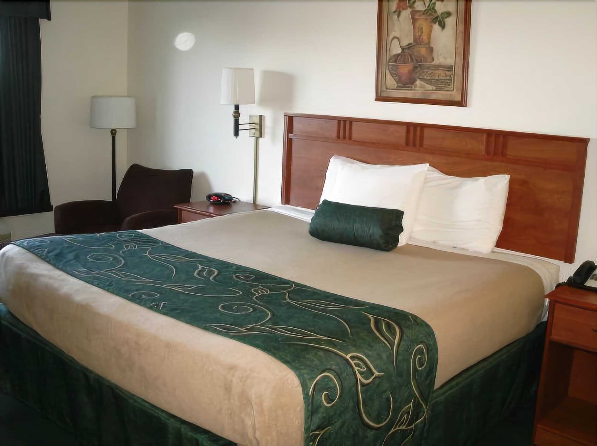 Travelodge By Wyndham Missouri Valley Room photo